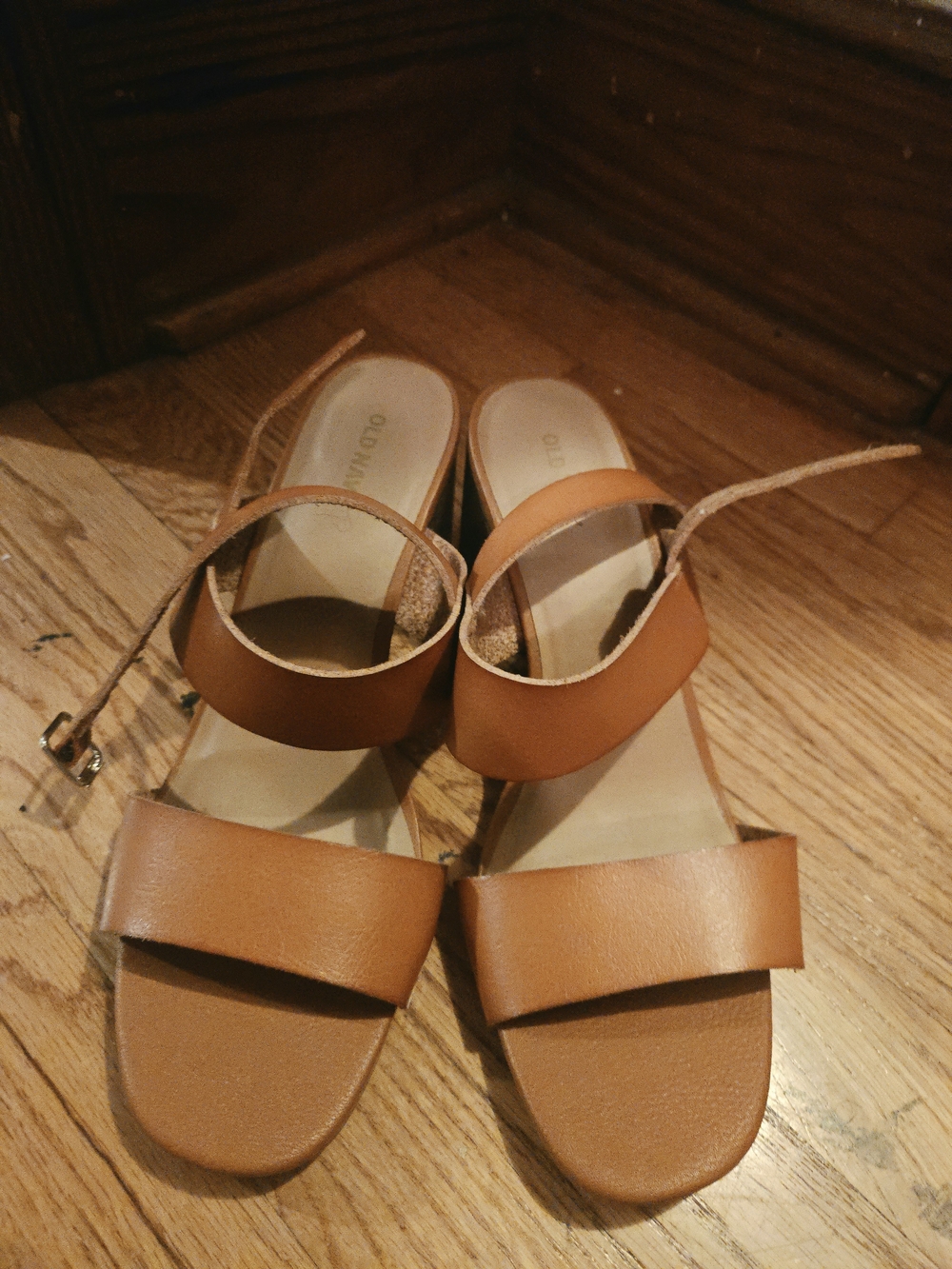 Old Navy Tan Strappy Block-Heel Sandals